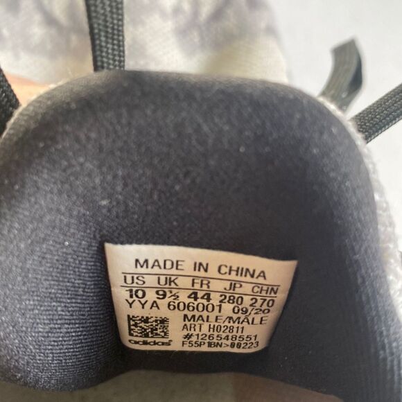 ADIDAS ULTRABOOST Men’s Sneakers Size 10 - Picture 9 of 9